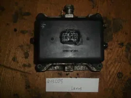 4894060020 Блок клапонов управления гидроподвеской Lexus LX III 570 2007-