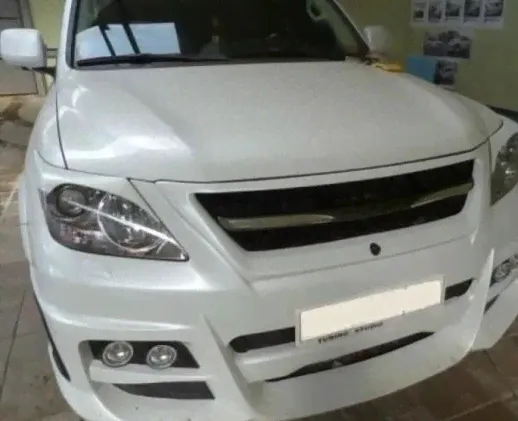 Решетка радиатора LX 570-0