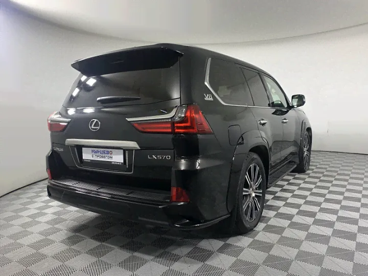 LEXUS LX 570 5.7, 2021-0