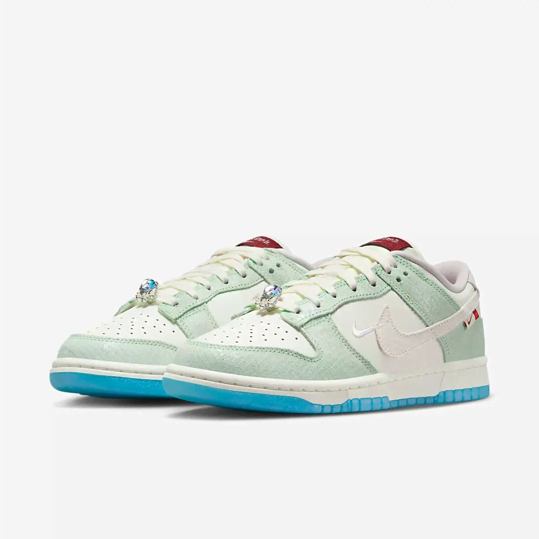 Nike Dunk Low LX 'Just Do It'-0