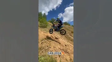 Новый GR8 300 2T люто газует в отвесный подъем!